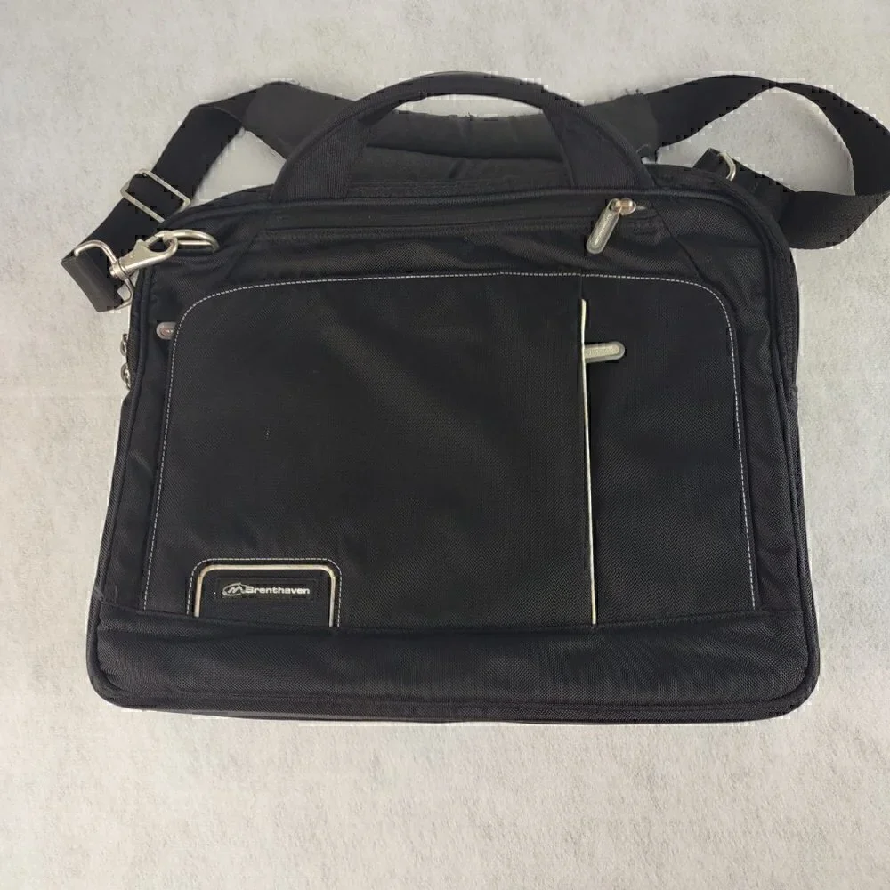 Brenthaven X-ray Friendly Notebook, Laptop Shoulder Case.
